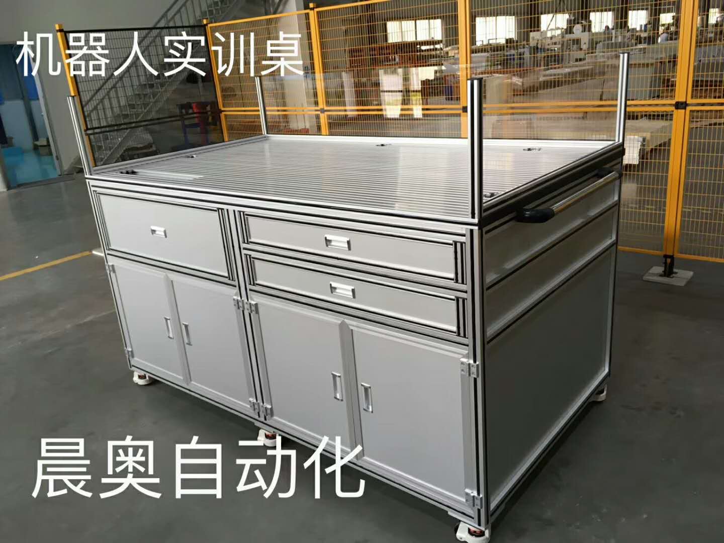 非標(biāo)實(shí)訓(xùn)桌定制